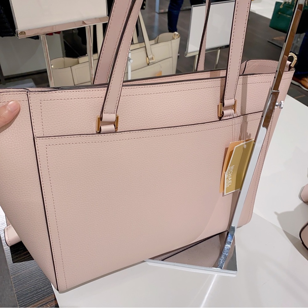 Michael Kors Maisie Large Pebbled Leather 3-in-1 Tote Bag - Picture 9 of 12